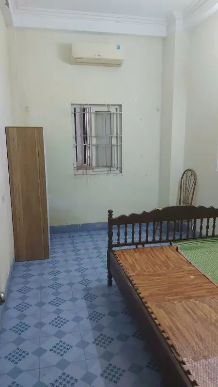 Cho Thuê Nhà Chính Chủ 5 Tầng Ngay Đầu Ngõ 142 Đường Kim Giang