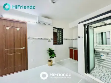 Cuối Tháng Em Trống Phòng Sẵn Nội Thất Cơ Bản Ngay Gần Ngã Tư Bốn Xã