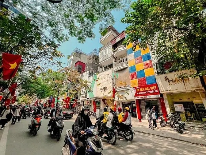 Cực Hiếm| Mặt Phố Chùa Láng | 30M2 X 4 Tầng | Mt 3.3M | Giá 22.5 Tỷ