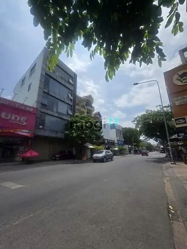 Cho Thuê Toà Nhà Mt Độc Lập- Dt 9X30- Đúc 1 Trệt+ 4 Lầu- St