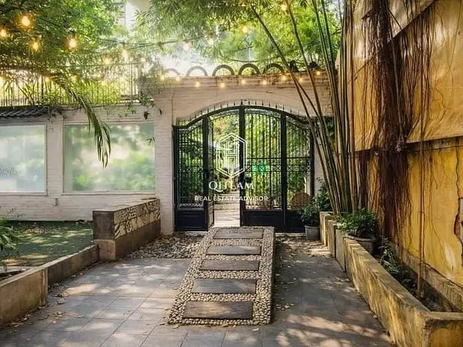 Ngang 13M - Cho Thuê Biệt Thự 2 Cao Thắng, Quận 3 - Trệt Lầu, Giá 5X