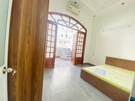 Căn Hộ 1Pn Riêng Ban Công, Gần Nhà Ga T3 Tân Bình