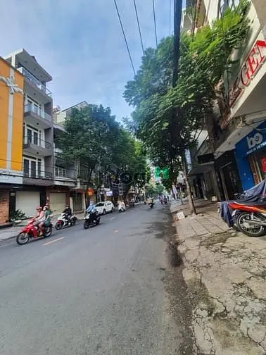 Cho Thuê Nhà Mt Nguyễn Hồng Đào- Dt 4X16- Đúc 3 Lầu- Nhỉnh 30 Triệu