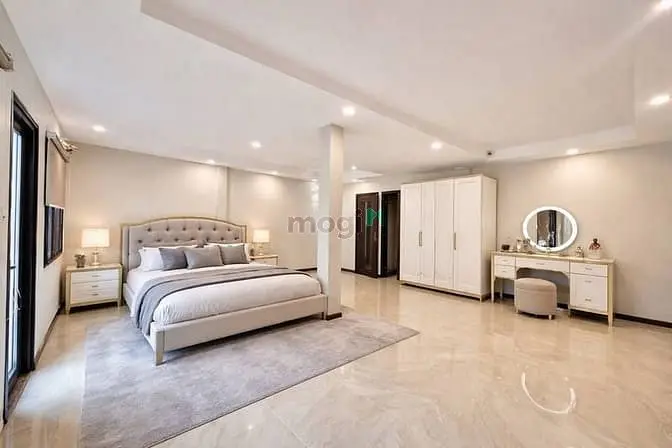 Bán Nhà Q5 Có Thang Máy - Ngang 7,6M Dài 11M - Xe Hơi Ngủ Nhà - 5 Tầng