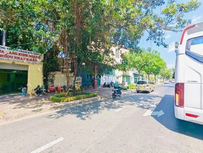 Bà Huyện Thanh Quan Q3, Nhà 14X17M Nở Hậu, Giá 1Xxtr