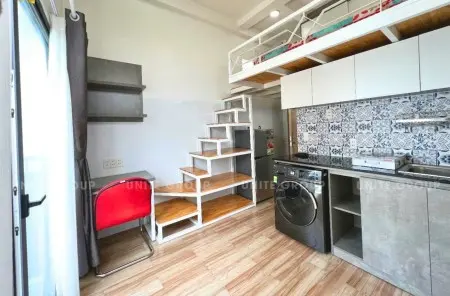 Phòng Trọ Có Gác, Máy Giặt Riêng, Ban Công Thoáng - Gần Chợ Bà Chiểu, Hàng Xanh Giáp Quận 1, Quận 2