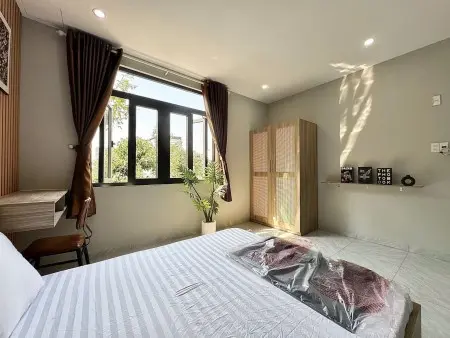 Phòng Cửa Sổ Thoáng Máy Giặt Riêng Nội Thất Hiện Đại Ngay Bùi Đình Tuý - Chợ Bà Chiểu