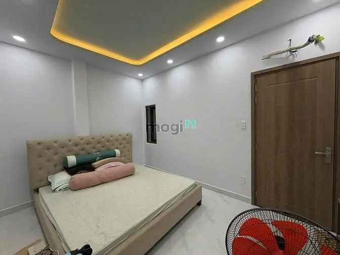 Nhà Mới- Đúc 2 Lầu- Hxh Trường Chinh- Dt 4.8X12- Nhỉnh 8 Tỷ