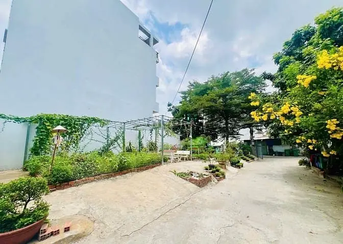 Bán Đất Thổ Cư Quận 2 Lô Góc 2 Mặt Tiền Đường Ô Tô Thông Ngang 9M Tlcc