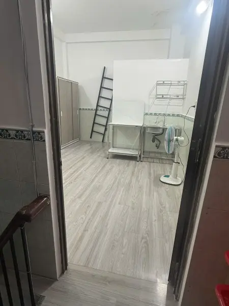 Phòng Bùi Viện, Full Nội Thất, Lầu 1