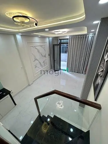 Siêu Phẩm Mới-Full Nội Thất- Mini Nhỉnh 4 Tỷ- Ngay Cách Mạng Tháng 8