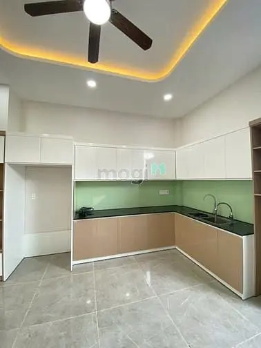 Nhà 1 Trệt 2 Lầu 1 Tum Ngay Sau Chợ Long Trường, P. Long Trường