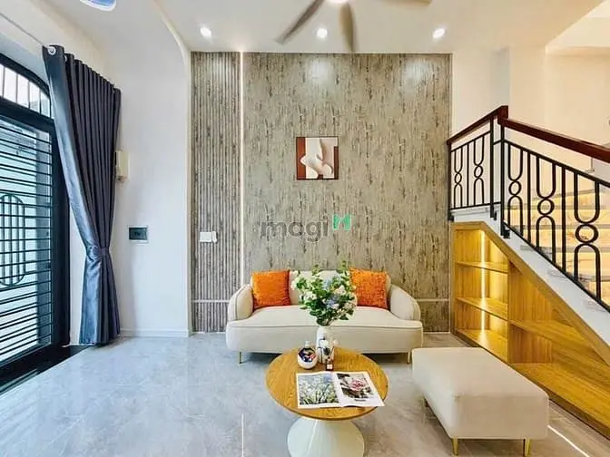 Sát Ubnd Phường 10, Hàng Hiếm Gò Vấp, Tặng Full Nội Thất