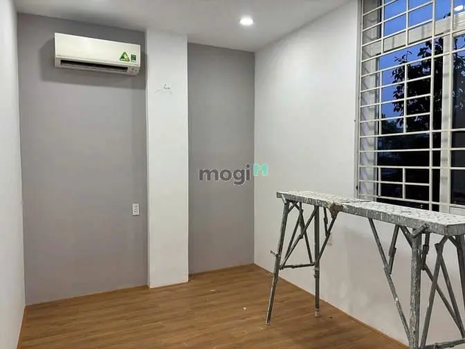 Chung Cư Nguyễn Trãi, Bến Thành, Q1, 75M2, 2Pn, 1Wc, Nội Thất, 11Tr/Th