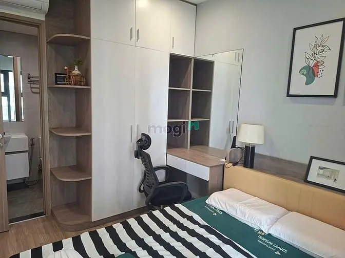 2Pn/1.960Tỷ Căn Hộ Gần Sân Bay Tsn_Sổ Hồng_Cho Thuê 13Tr/Tháng