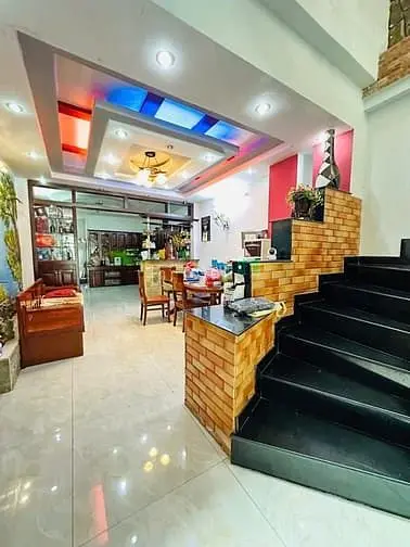 Nhà Đẹp 4L Mtkd Gần Sân Bay Ngang 5.2M 110M2 Nguyễn Văn Công 16.9 Tỷ