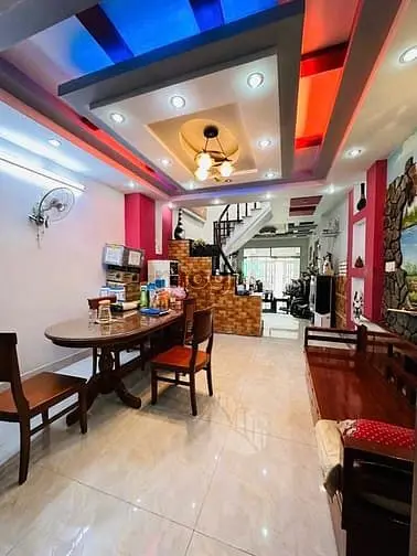 Nhà Đẹp 4L Mtkd Gần Sân Bay Ngang 5.2M 110M2 Nguyễn Văn Công 16.9 Tỷ