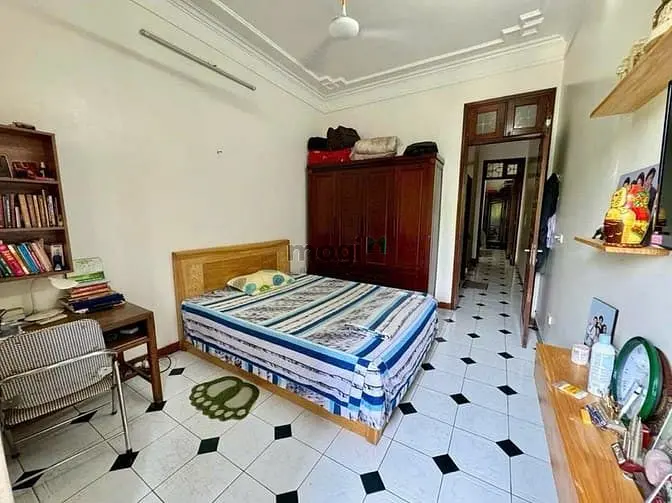 Bán Mặt Phố Kim Mã | 47M2 X 4 Tầng | Mt 3.5M | Giá Nhỉnh 30 Tỷ