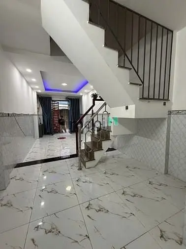 Hẻm Xe Hơi Bình Tân, 2 Tầng, 3.5 X11, 2 Phòng Ngủ, Chỉ Hơn 3 Tỷ