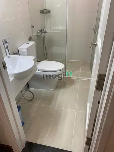 Căn 2P Ngủ, Full Nt Ở Chung Cư Bàu Cát Giá 11Tr/Th