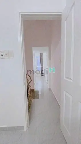 Giá Giảm Mạnh Nhà Hẻm Hồng Bàng P.11 Q5 1Tỷ660 (Tl) 3.15X14.2M Ở Ngay