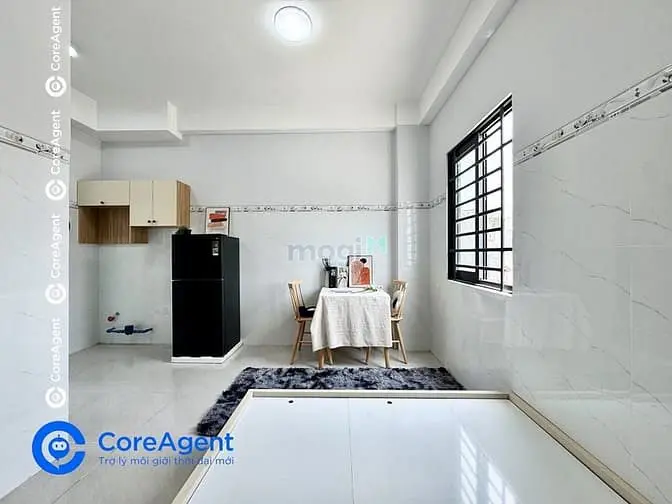 Ngay Làng Đại Học - Kí Túc Xá Khu B