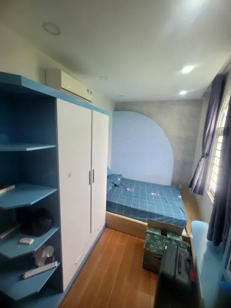 Chính Chủ Cho Thuê Lầu 2, 2Pn Đầy Đủ Nội Thất