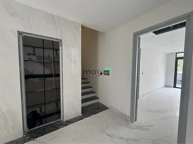 "1 Trệt 2 Lầu-Nhà Mới" Cạnh Đường Thảo Điền, Quận 2 - Giá Thuê 90Tr/Th