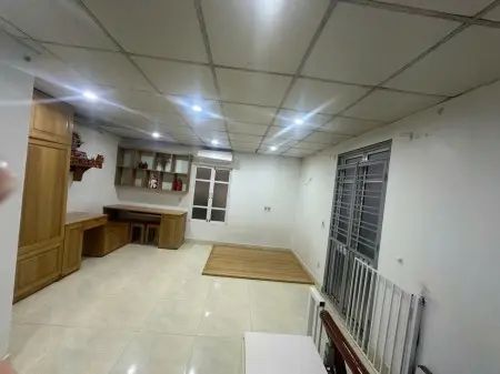 Cho Thuê Nhà Riêng 2 Tầng X 30M2, Khương Thượng (Nội Thất Cơ Bản, Gần Bệnh Viện, Trường Học, Chợ)