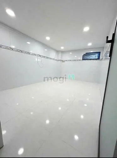 Cho Thuê Nhà Quận 10 - Hòa Hảo - 5 Pn - 13 Triệu