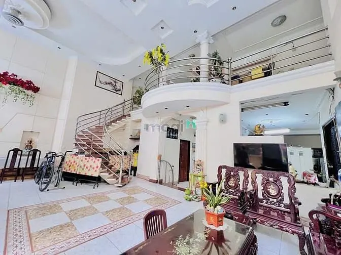 Biệt Thư Trung Tâm Phú Nhuận - Phan Xích Long - Dt 235M2 - Sang Trọng