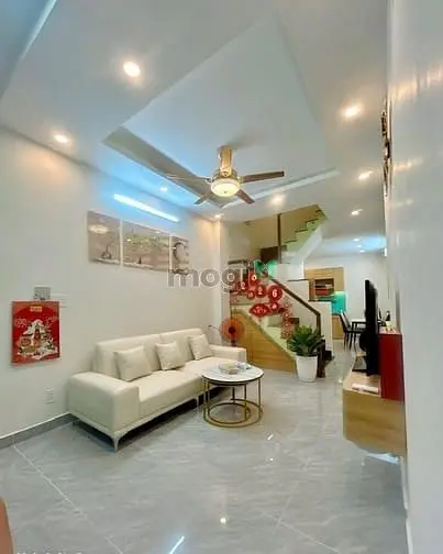 Nhà Nguyễn Sỹ Sách, Hxh, Gần Ga Metro, Full Nội Thất, 31M2, 4.15 Tỷ