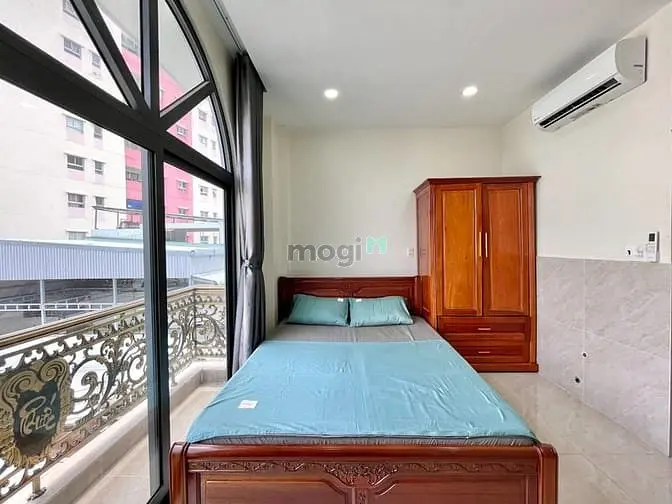 Phòng Ban Công Thoáng, Full Nội Thất Ngay Cầu Tham Lương