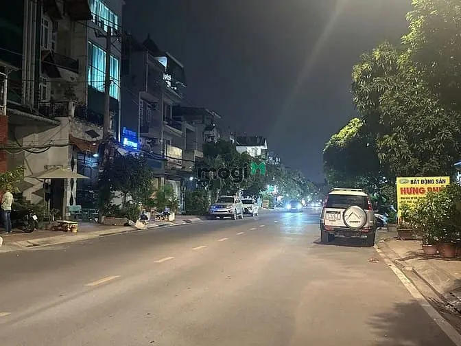 Ngộp Giảm 5Tỷ Mtkd Bình Lợi Ngang 5M 5Lầu Kd Đỉnh 115M2 Làm Vp 24.5 Tỷ