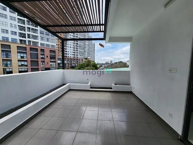 1 Trệt 3 Lầu, Sẵn Hầm Thang Máy Cạnh Sun Avenue (5,8X18M). Giá 69Tr/Th