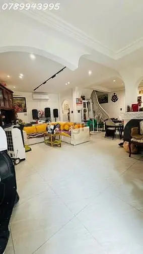 Lê Văn Sỹ - Nhà Mới Ở Ngay - Ngang Khủng Gần 8M - Hẻm Ba Gác - Cách