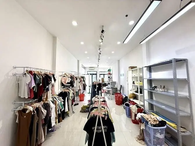 Mặt Tiền Bàu Cát 9 - Khu Vip Bàu Cát, Đồng Đen - 4 Tầng - Vỉa Hè 5M