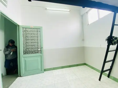 Phòng Trọ Có Gác Ngay Etown Cộng Hoà -> Gần Nhà Ga T3