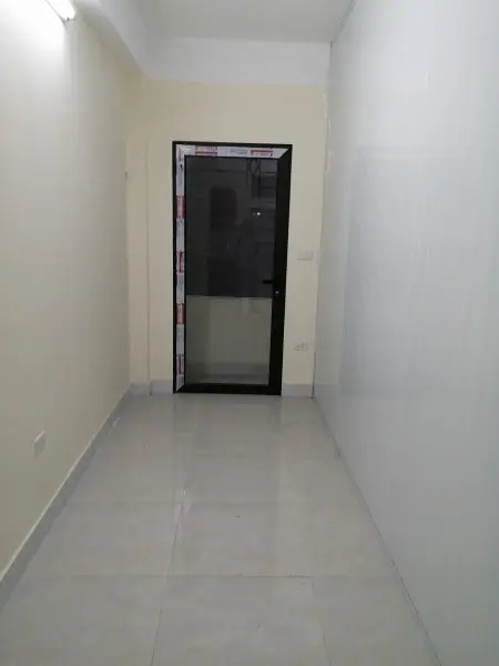 Cho Thuê Tòa Nhà Cao 6 Tầng Tại Cầu Giấy