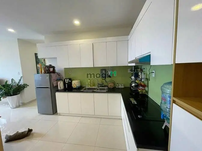 13Tr5/Tháng, C/C Screc, 90M2, 2Pn, 2Wc, Căn Góc, Ngay Trường Sa, Q3