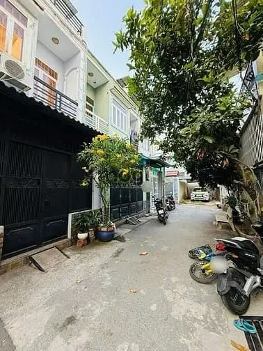 Gấp Bán - Giá Rẻ - Đường Xe Tải 6M - Mùi Tàu Cộng Hòa - Khu Phân Lô