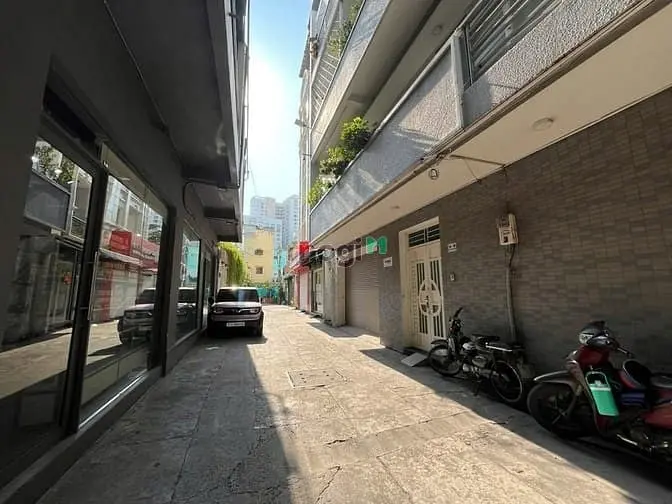 60 Tỷ! Bán Đất Trương Quốc Dung - 10X30M Cn: 297.3M² - Xây Hầm 6 Tầng