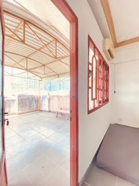 Phòng Tách Bếp, Full Nội Thất, Bancol Và Sân Thượng Thoáng Mát