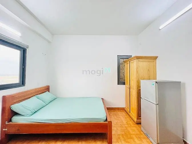 Phòng Thoáng Mát Full Nội Thất Ngay Etown Cộng Hòa