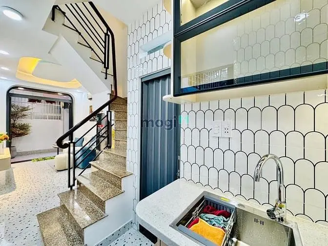 Em Nhà Nhỏ Xinh Thích Quảng Đức- P5-Phú Nhuận, Shr, 2Tỷ174