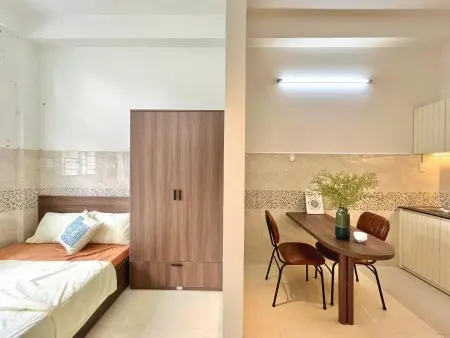 Căn Hộ Mới Full Nội Thất Cao Cấp , Ban Công Cửa Sổ Lớn