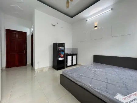 Cho Thuê Phòng - Ban Công Riêng - Full Nội Thất - Ngay Chợ Thạch Đà - Giá Rẻ Nhất Khu Vực!