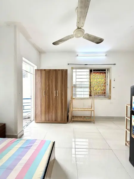 Phòng Ban Công Rẻ Nhất Khu Quận Q1 Q3. Sạch Sẽ Gọn Gàng. Thuận Tiện Đi Lại. Tự Do 24/24. Ngay Bờ Kè.