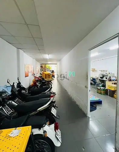 Giá Rẻ 5X Triệu - Cho Thuê Biệt Thự Cư Xá Đô Thành, Quận 3 - Sân Rộng