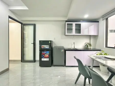 Cho Thuê Căn Hộ 1Pn Tách Bếp Đầy Đủ Tiện Nghi Gần Ngã Tư Hàng Xanh- Bùi Đình Túy, Quận Bình Thạnh